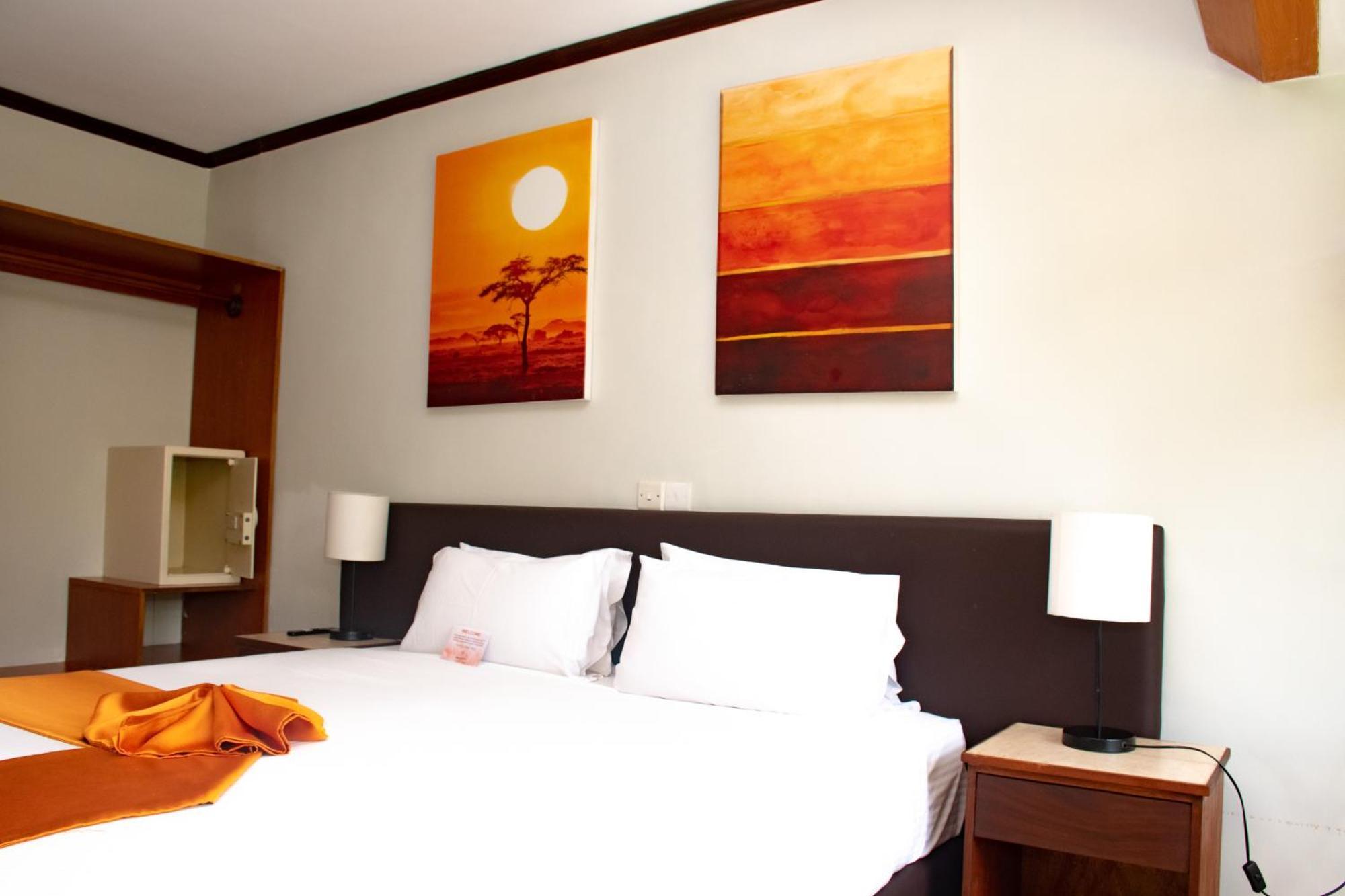 Hotel Boulevard Nairobi, City Centre Cbd Bagian luar foto
